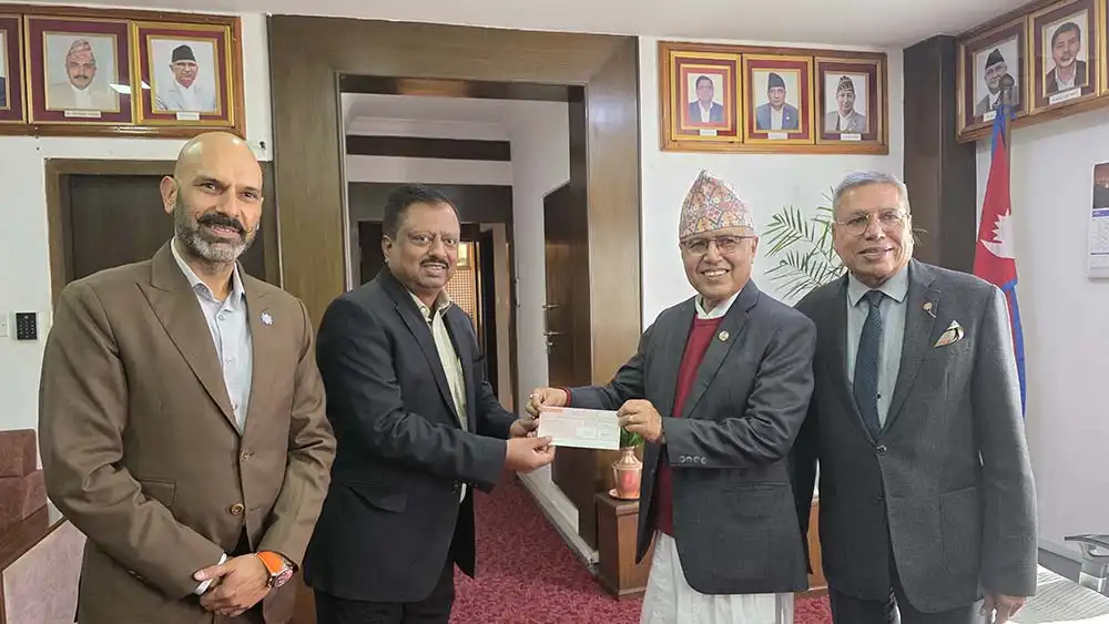 नेपाल लाइफद्वारा भौतिक पूर्वाधार पुर्ननिर्माण कोषमा १ करोड ५० लाखको सहयोग