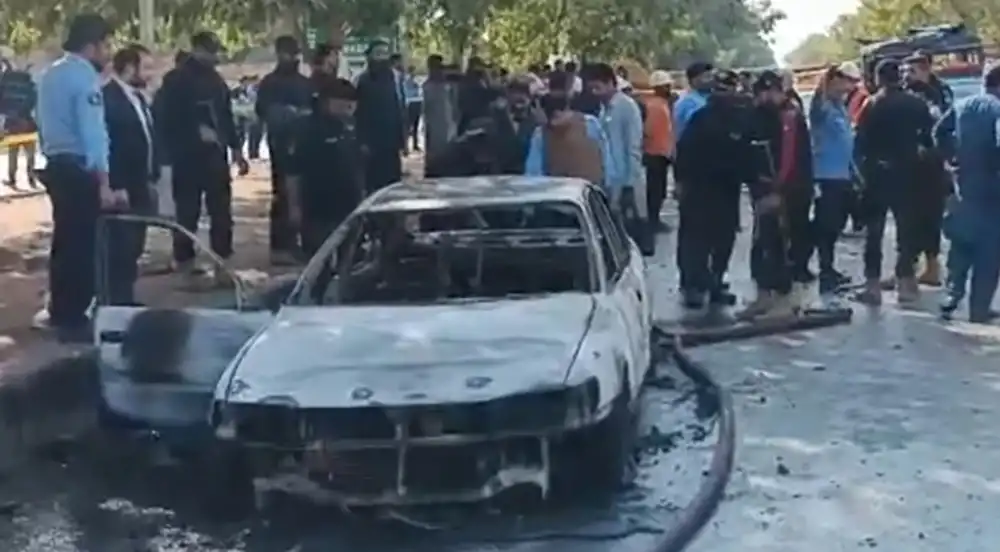 पाकिस्तानको इस्लामाबादमा अदालत बाहिर विस्फोट, १२ जनाको मृत्यु